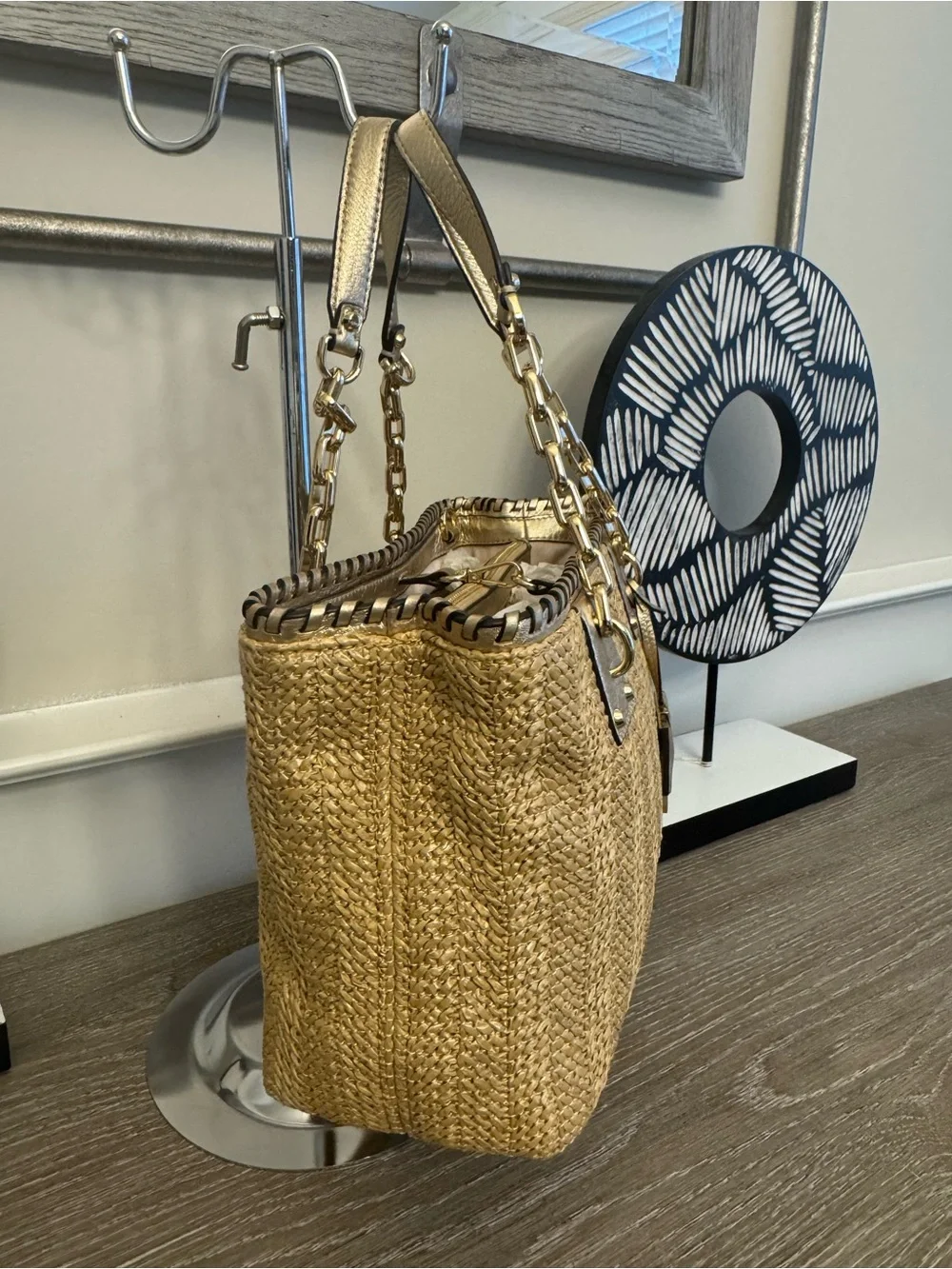 Michael Kor  Straw Rosalie Convertible Satchel. Missing the shoulder strap. - Picture 10 of 16